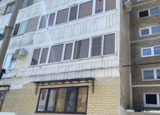 Продаю 3-ком. квартиру, 61.4 м2, поселок городского типа Бавтугай, улица Пушкина, 7