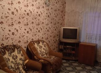 Продается 3-комнатная квартира, 58 м2, Свердловская область, улица Чапаева, 14