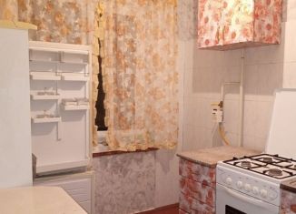 Сдам 3-ком. квартиру, 47 м2, Железногорск, улица Мира, 51к2