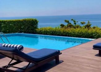 Продажа 2-ком. квартиры, 57 м2, посёлок городского типа Сириус, Голубая улица, 7