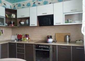 Продаю 2-комнатную квартиру, 54 м2, Ульяновск, улица Ефремова, 37