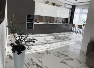 Продажа дома, 399 м2, село Яркое Поле, улица Победы, 27