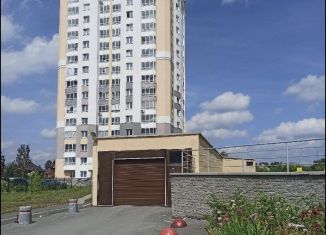 Сдаю в аренду машиноместо, 15 м2, Верхняя Пышма, улица Свердлова, 1Б