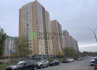 Продам 2-ком. квартиру, 57 м2, Саратов, улица имени Академика О.К. Антонова, 24Г, Ленинский район