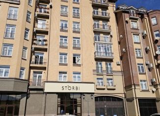 Продажа 4-ком. квартиры, 185 м2, Владикавказ, улица Гадиева, 2А