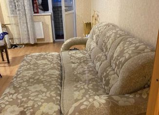 Сдам 2-ком. квартиру, 60 м2, Краснодар, Кадетская улица, 5