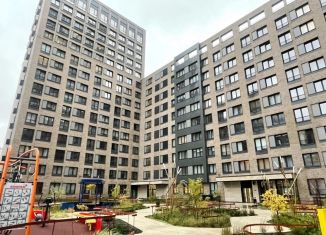 Продажа 2-ком. квартиры, 66 м2, Москва, улица Ивана Франко, 6, метро Давыдково