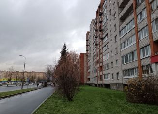 Продается 2-ком. квартира, 50.7 м2, Псков, улица Труда, 67