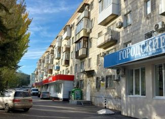 Продаю 1-ком. квартиру, 32.5 м2, Волгоград, улица 7-й Гвардейской, 14, Центральный район