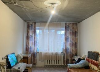 Продам трехкомнатную квартиру, 56 м2, Республика Башкортостан, улица Чкалова, 31