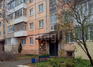 Продается 1-комнатная квартира, 31.1 м2, Удмуртия, улица Победы, 1