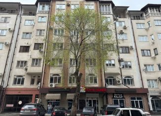 Продается 2-комнатная квартира, 82 м2, Кабардино-Балкариия, улица Пушкина, 41