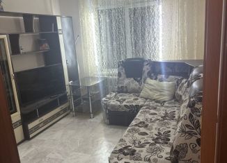 Сдам в аренду 1-ком. квартиру, 35 м2, Саха (Якутия), улица Федоренко, 95