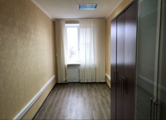 Сдача в аренду офиса, 13.3 м2, Омск, улица Орджоникидзе, 48