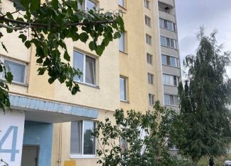 Продается двухкомнатная квартира, 60 м2, Саратовская область, улица имени С.Ф. Тархова, 27Б