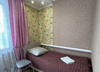 Сдача в аренду комнаты, 12 м2, Рубцовск, улица Степана Разина, 2