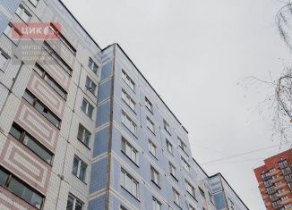 Продаю 3-ком. квартиру, 70.4 м2, Рязань, улица Стройкова, 49