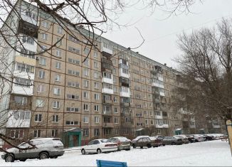 Продается трехкомнатная квартира, 59.6 м2, Кемерово, проспект Ленина, 143