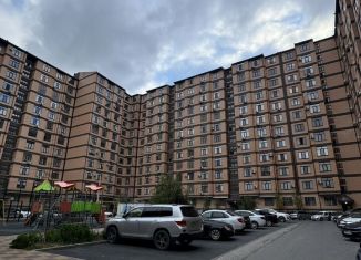 Продам 3-ком. квартиру, 126 м2, Дагестан, улица Абубакарова, 112