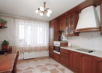 Продается четырехкомнатная квартира, 128 м2, Иркутск, Свердловский округ, улица Миронова, 3