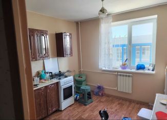 Сдача в аренду 1-ком. квартиры, 55 м2, Крымск, Курганная улица, 1Б