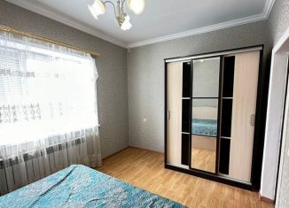 2-ком. квартира в аренду, 60 м2, Дагестан, Весенняя улица, 7