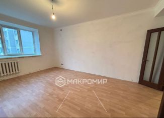 Продается 3-комнатная квартира, 72 м2, Орловская область, улица Кукушкина, 7