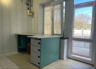 Сдаю в аренду офис, 8 м2, Геленджик, улица Кирова, 82