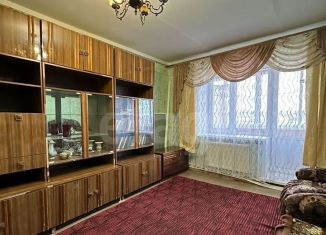 Продаю 2-комнатную квартиру, 52.5 м2, Кукмор, улица Ленина, 155