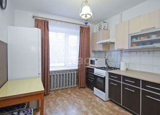 Продажа 3-комнатной квартиры, 63 м2, Омск, улица 20 лет РККА, 2