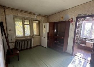 Продажа двухкомнатной квартиры, 45 м2, Георгиевск, улица Калинина, 146/3