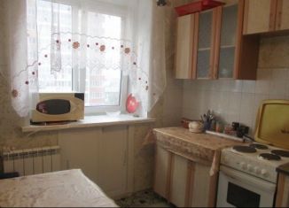 Сдается 2-ком. квартира, 47 м2, Красноярск, улица Академика Киренского, 17