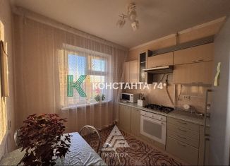 Сдача в аренду 2-ком. квартиры, 52 м2, Миасс, улица Жуковского, 12