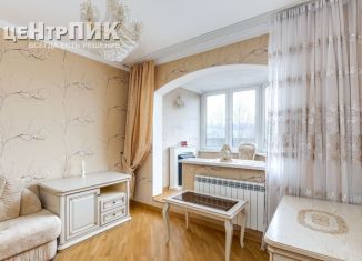 Сдам 3-комнатную квартиру, 75.8 м2, Москва, улица Красный Казанец, 3к7