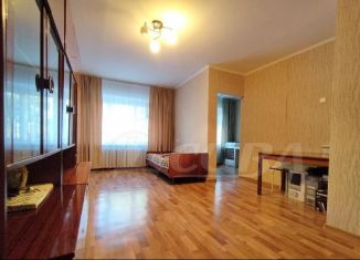 Продается 3-комнатная квартира, 54 м2, Тюмень, улица Беляева, 17