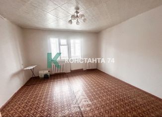 Продается 2-ком. квартира, 51.9 м2, Челябинская область, улица Дейнеко, 12