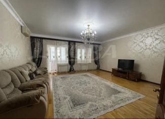 Сдам 3-комнатную квартиру, 115 м2, Дагестан, улица Хаджи Булача, 6