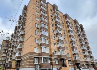 Продажа трехкомнатной квартиры, 100 м2, Смоленская область, улица Твардовского, 8Б