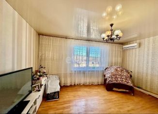 Продам двухкомнатную квартиру, 89 м2, Черкесск, улица Красина, 29