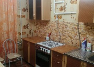 Аренда 1-ком. квартиры, 35 м2, поселок городского типа Афипский, Шоссейная улица, 8