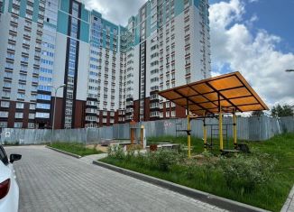 Продам 3-комнатную квартиру, 90.7 м2, Смоленск