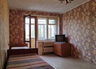 Продаю 1-ком. квартиру, 35 м2, Старый Оскол, микрорайон Лебединец, 24А