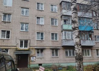 Трехкомнатная квартира на продажу, 58 м2, Иваново, 3-я улица Чайковского, 1