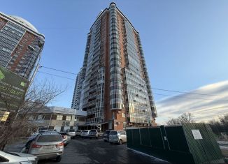 Продаю двухкомнатную квартиру, 74 м2, Хабаровский край, улица Шеронова, 8к1