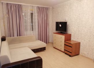 Сдается 1-комнатная квартира, 30 м2, Мурманск, улица Карла Маркса, 34