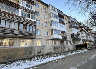 Продаю 1-комнатную квартиру, 31.5 м2, Екатеринбург, улица Сулимова, 25, метро Динамо