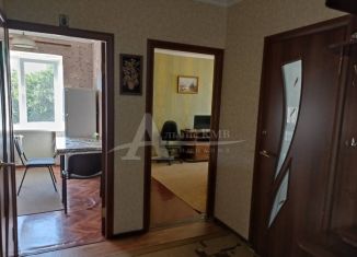 Продам 2-ком. квартиру, 48 м2, Георгиевск, улица Филатова, 7