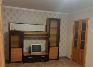 2-комнатная квартира в аренду, 60 м2, Ставропольский край, улица 45-я Параллель, 22