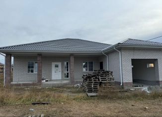 Дом на продажу, 180 м2, село Фирсово, улица Валентина Серова, 2