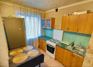 Продажа 4-ком. квартиры, 78 м2, Московская область, микрорайон имени Маршала Катукова, 37